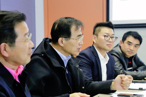 4 針對企業創新發展調研團進行討論交流