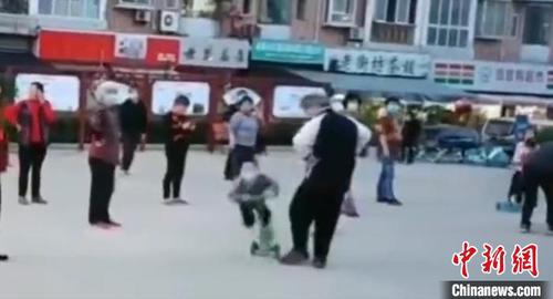 圖為網(wǎng)傳視頻截圖。來(lái)源：網(wǎng)絡(luò)