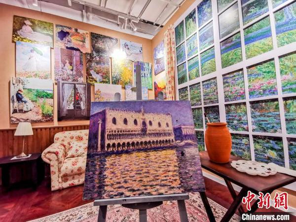 在見境美術館內(nèi)，布置有《畫室》、《蒙托爾熱街》、《蛙塘》、《午餐花園》等展廳。主辦方供圖