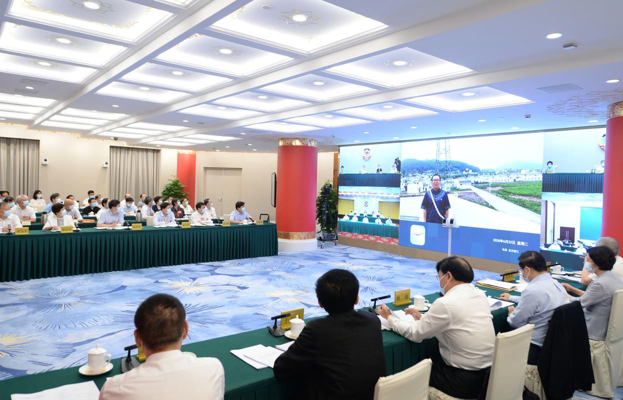  全國政協(xié)十三屆常委會第十二次會議舉行專題分組討論