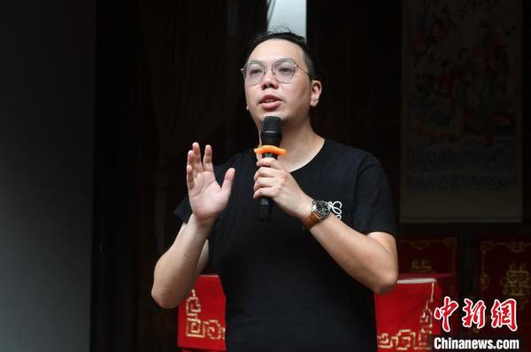 圖為夏濤在會上致辭?！蚊?攝