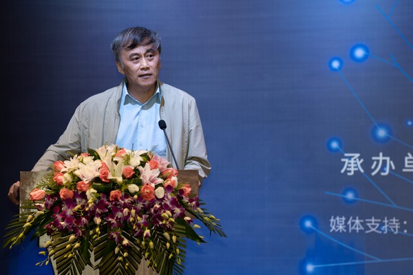 第十三屆全國人大農(nóng)業(yè)與農(nóng)村委員會(huì)副主任李春生主旨演講