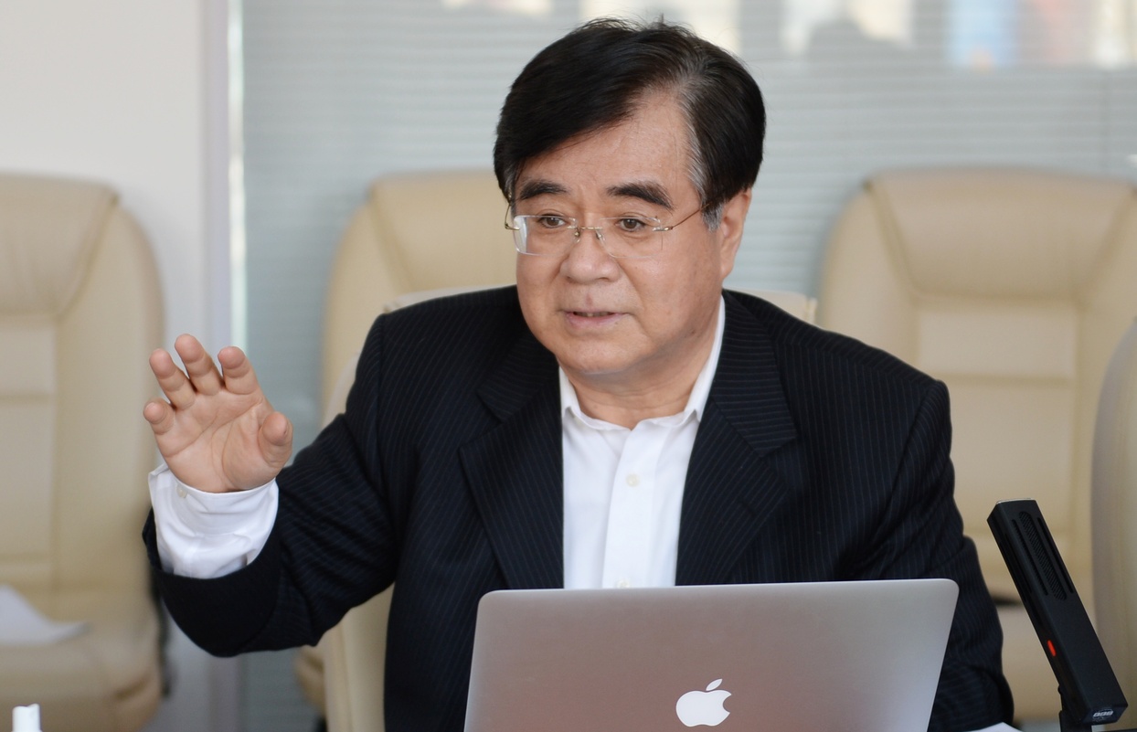 全國政協委員、原中國保監會副主席周延禮發言