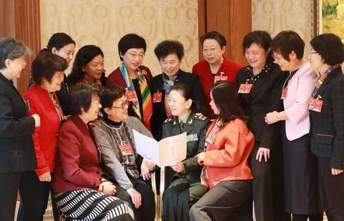這個三八節，我們聚在“議政堂”