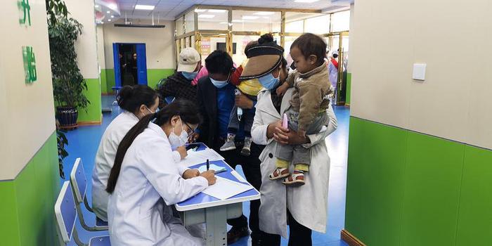 健康邊疆行兒童先心病義診篩查活動再次在青海玉樹州啟動3