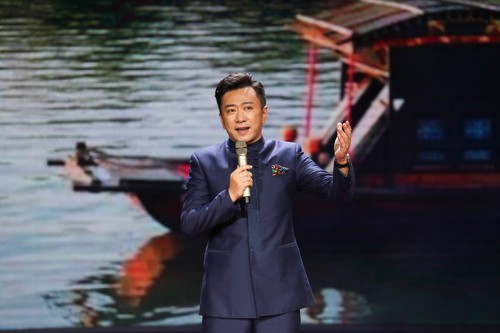 《南湖，有船靠岸》 作者：黃亞洲 朗誦：高楓(廣西藝術學院播音指導、教授 中國播音主持金話筒獲得者)