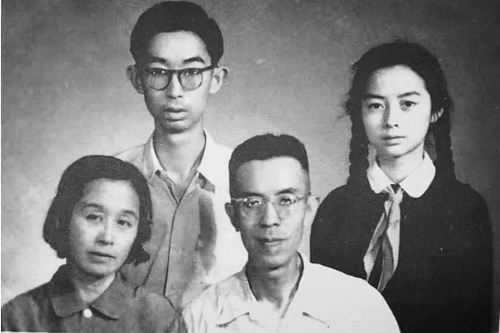 彭子岡一家
