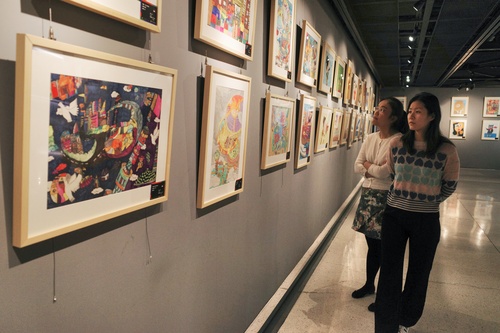 雙年展