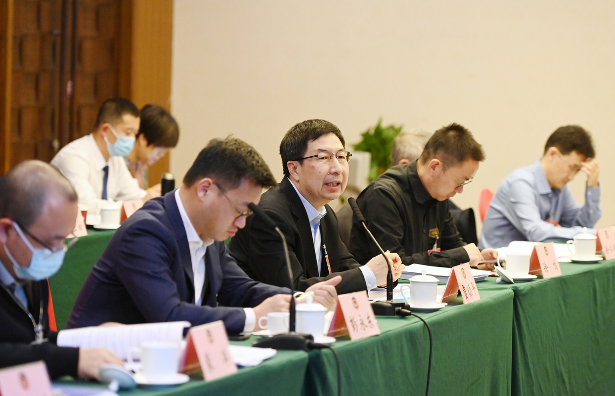          政協(xié)北京市海淀區(qū)十一屆一次會(huì)議小組討論現(xiàn)場(chǎng)