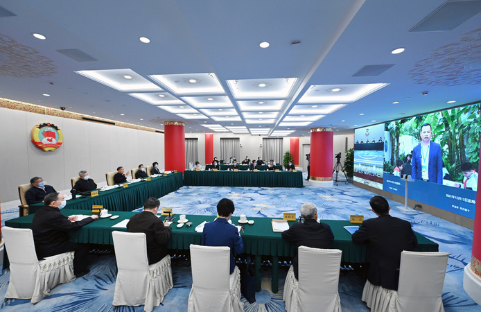  全國政協(xié)召開網(wǎng)絡(luò)議政遠程協(xié)商會  圍繞“全面加強新時代中小學(xué)勞動教育”協(xié)商議政 汪洋主持