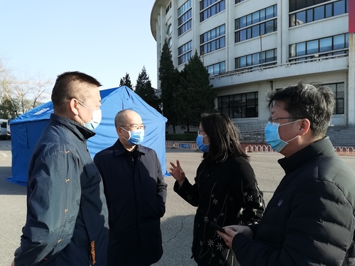 湯欽飛主席到東直門街道調研核酸檢測工作情況