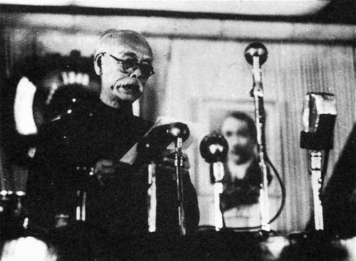 1949年9月24日，農(nóng)工黨首席代表彭澤民在中國人民政治協(xié)商會議第一屆全體會議上發(fā)言。