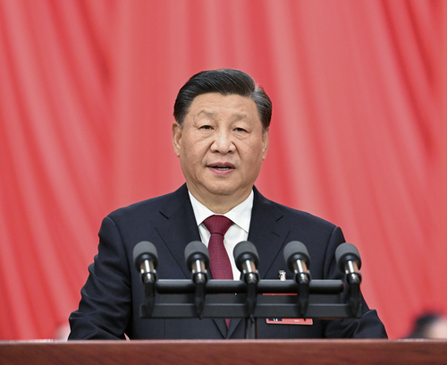 10月16日，中國共產黨第二十次全國代表大會在北京人民大會堂開幕。習近平代表第十九屆中央委員會向大會作報告。新華社記者 饒愛民 攝