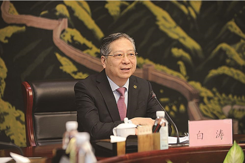 白濤 黨的二十大代表，中國人壽集團黨委書記、董事長