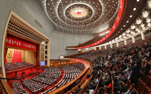 △10月16日，中國共產黨第二十次全國代表大會在北京人民大會堂開幕。習近平代表第十九屆中央委員會向大會作報告。人民政協報·人民政協網記者 齊波 攝