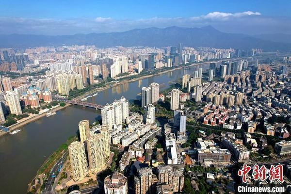 資料圖：城市高樓林立。 中新社記者 王東明 攝