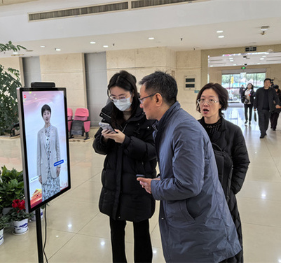亮科技、飄書香 南京市雨花臺區(qū)政協(xié)全會亮點紛呈