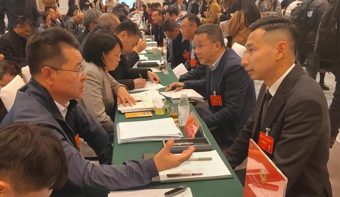 政情民生有問必答 委員局長共話發(fā)展