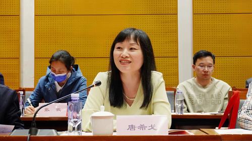 中國民主同盟中央宣傳部文史處處長唐希戈