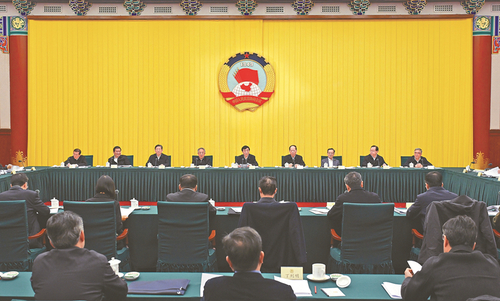11月26日，十四屆全國政協(xié)第二十六次雙周協(xié)商座談會(huì)在北京召開，中共中央政治局常委、全國政協(xié)主席王滬寧主持會(huì)議。 人民政協(xié)報(bào)記者 姜貴東 攝
