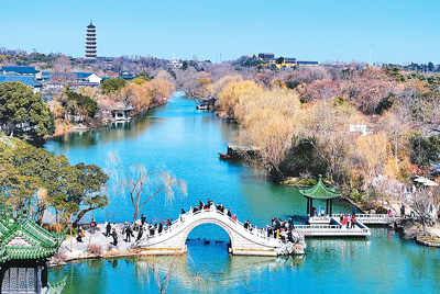 錯(cuò)峰出游 奔赴春天