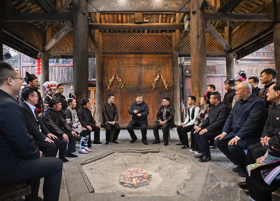 習(xí)近平總書記的“板凳座談會”