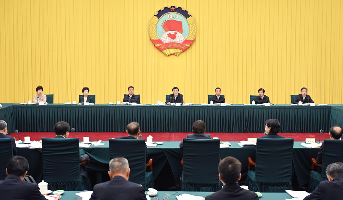 全國政協召開雙周協商座談會 圍繞全方位擴大國內需求協商議政 王滬寧主持