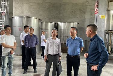 溫州市政協組織開展溫州歷史經典酒產業發展調研