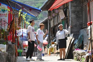 銘記歷史 緬懷先烈｜呂梁山黃河畔，老區人民吃上“旅游飯”