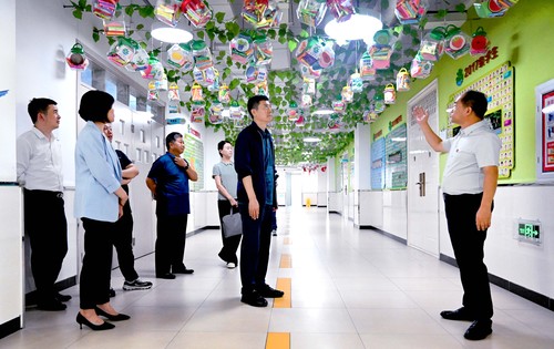 通州區政協組織委員赴潞苑小學圍繞教育系統(7800860)-20250728090523