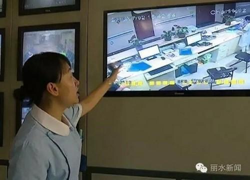 松陽縣人民醫(yī)院的監(jiān)控視頻顯示當天產房門口的確沒有其他產婦進出。  麗水新聞 圖
